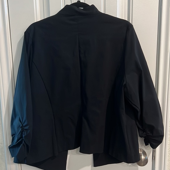 Women’s Torrid 3/4 Sleeve Blazer - Picture 2 of 6
